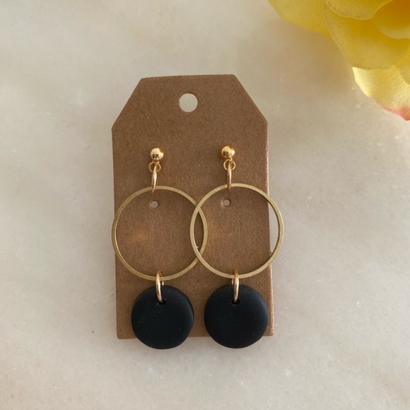 Polymer Clay Earrings w/ Hypoallergenic stud - Picture 1 of 2